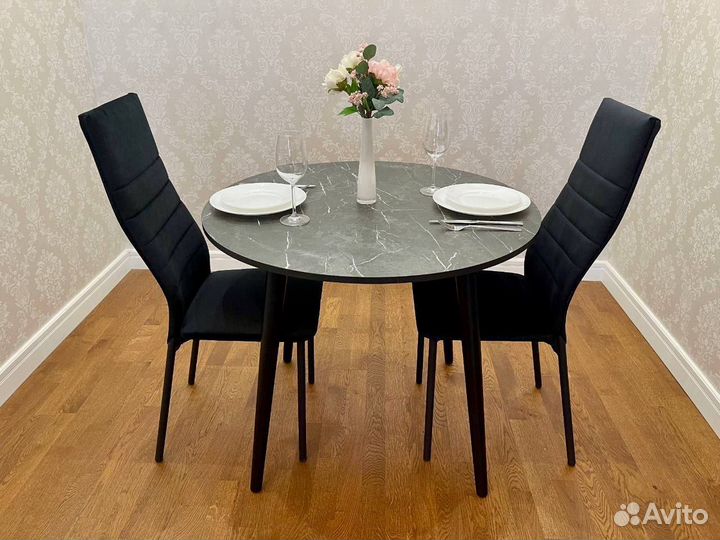 Стол круглый