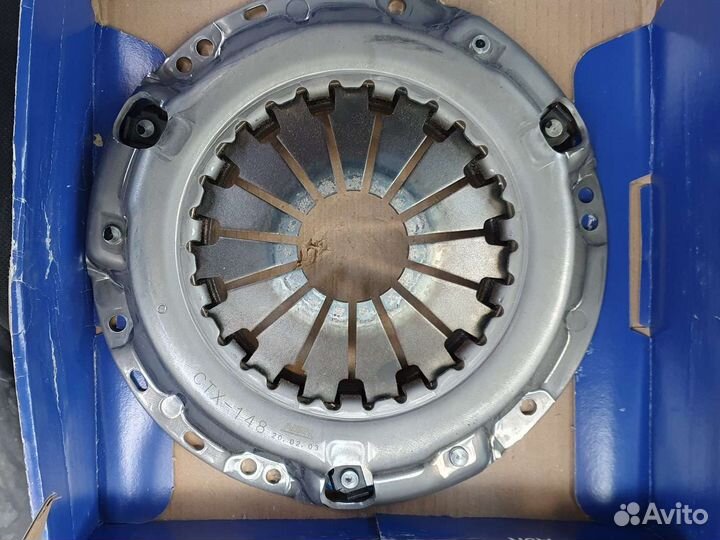 Комплект сцепления toyota RAV 4 KT338R