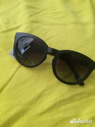 Солнцезащитные очки женские