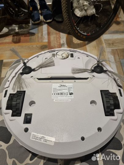 Робот пылесос