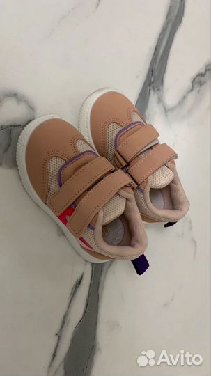 Кроссовки для девочки 21 22