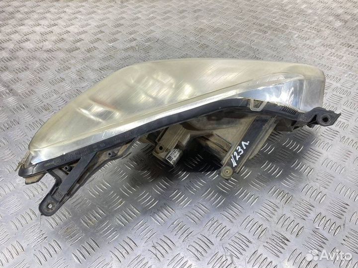 Фара галогеновая левая Opel Astra H 1.8 Z18XER