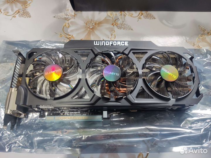 Gtx 780 3 GB 384bit