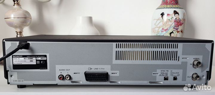 Видеомагнитофон Sony SLV-E720 HI-FI Stereo