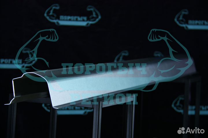 Ремонтный порог Toyota Mark 2 x90