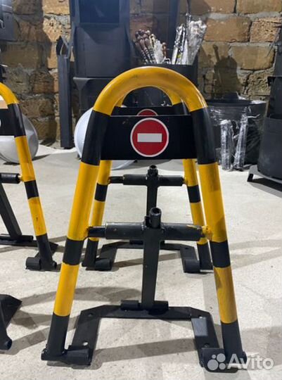 Автомобильный парковочный барьер/стопер большой