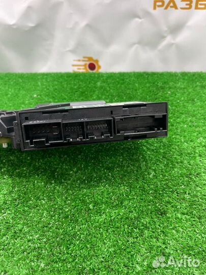 Мотор стеклоподъемника задний правый Audi S-Line