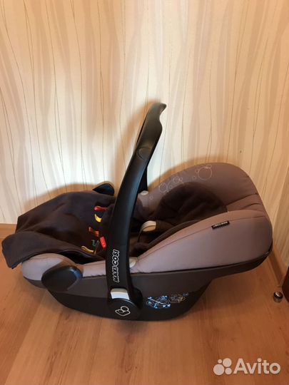 Комплект кресел maxi cosi pebble+maxi Cosi Pearl +