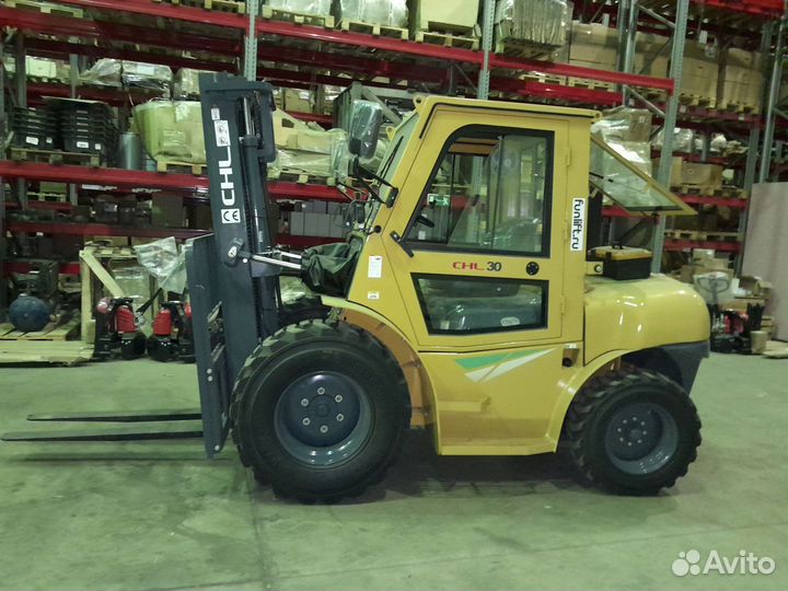 Вилочный погрузчик CHL CPCD30, 2023