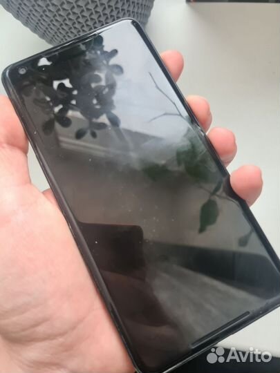 Google Pixel 2 XL, 4/64 ГБ