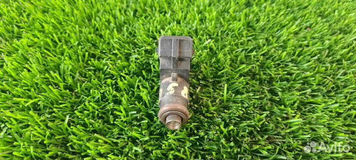 Форсунка топливная Renault Duster HSA/HSM F4R