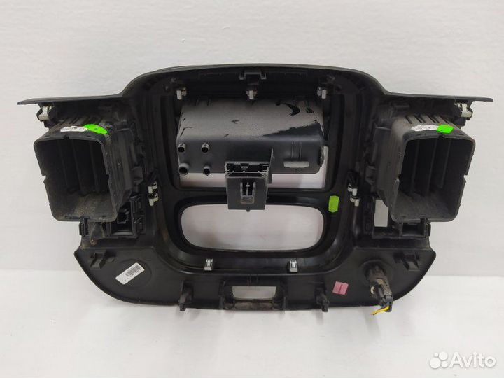 Б/У Б/У Рамка под магнитолу В сборе