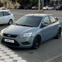 Ford Focus 1.6 AT, 2009, битый, 274 060 км, с пробегом, цена 710 000 руб.