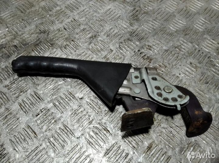 Рычаг стояночного тормоза Subaru Forester S11