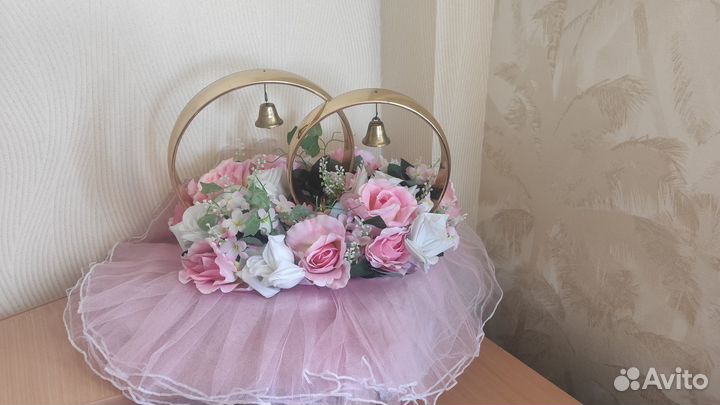 Свадебные украшения на машину