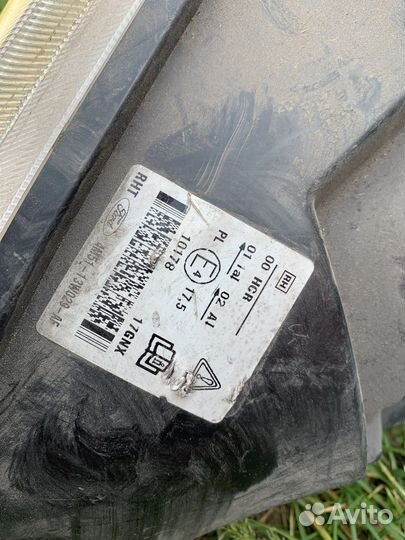 Фара Фокус 2 L-R дорестайлинг галоген разборка