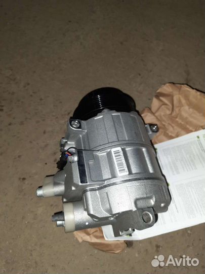 Компрессор кондиционера на мерседес 639