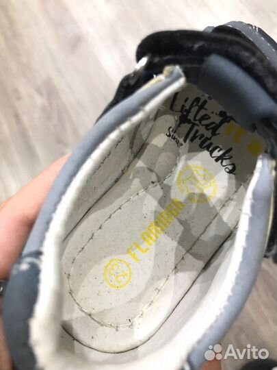 Детская обувь