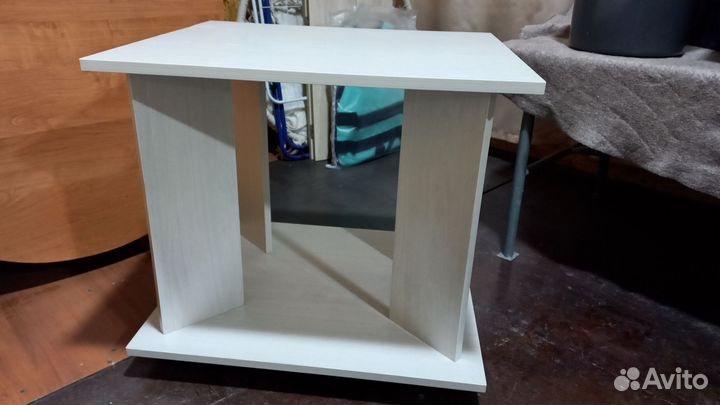 Столик журнальный