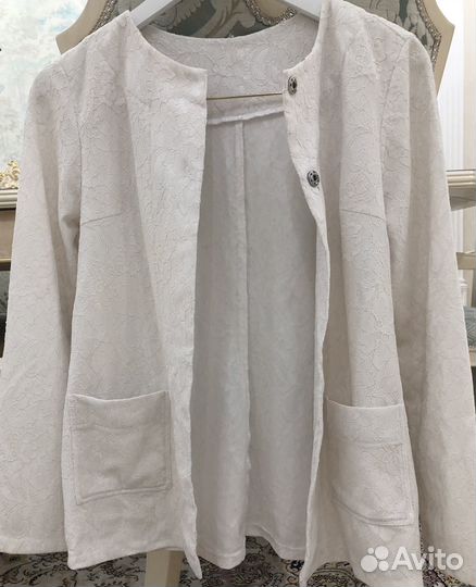 Пиджак женский белый 42 44