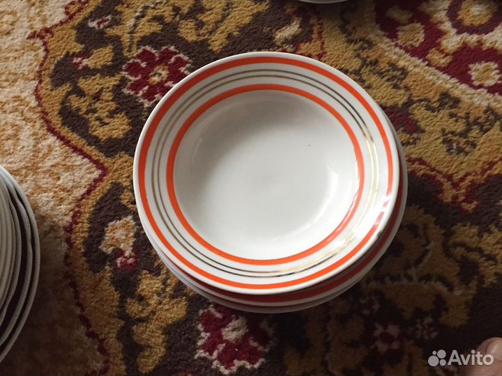 Тарелка разные