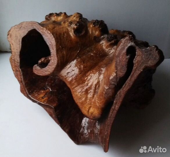 Декоративная настольная фигура