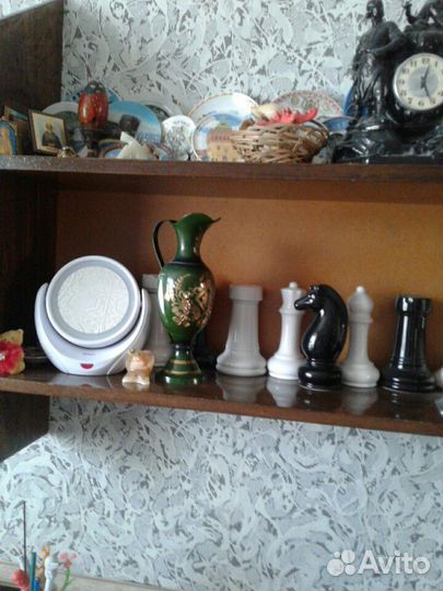 Книжная полка,настенный элемент с росписью