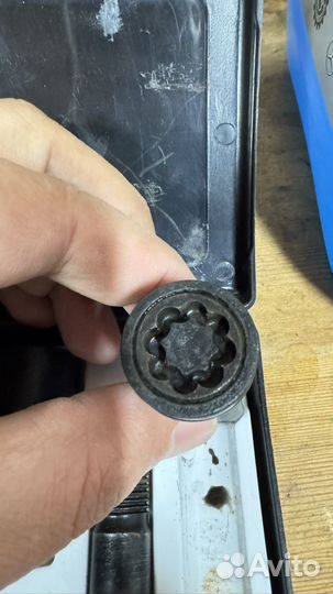 Секретки mercedes a0019901707