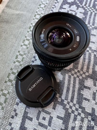 Samyang 12 cine t2.2 fuji