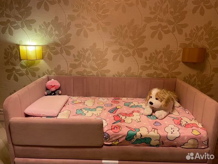 Подростковая мягкая кровать