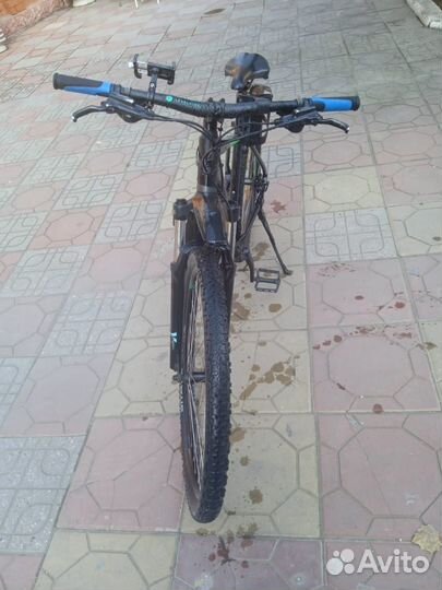 Велосипед cube