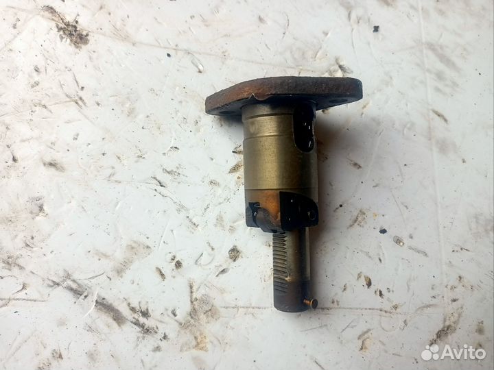 Натяжитель цепи грм Toyota Corolla 150 1,6