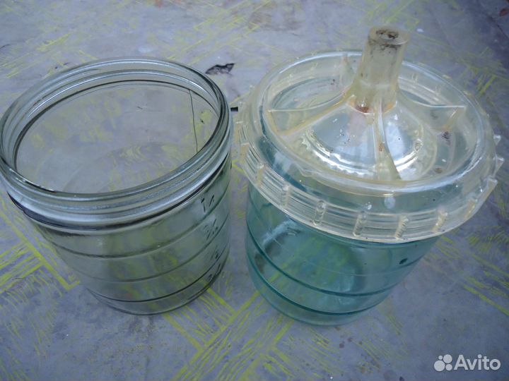 Ёмкости стеклянные от советской кремосбивалки