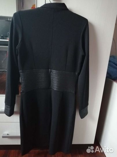 Женское платье