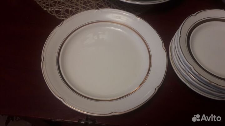 Тарелки гдр три штуки и столовые тарелки СССР