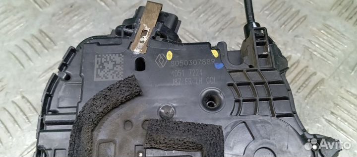 Замок двери Renault Captur Левый Передний