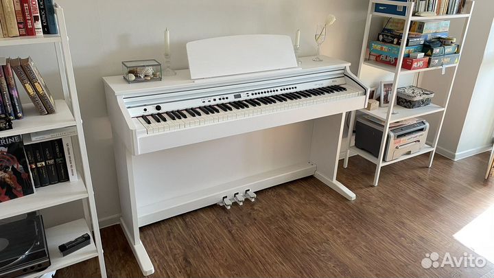 Цифровое пианино Orla CDP-101 белое
