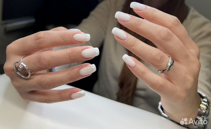 Мастер маникюра и педикюра