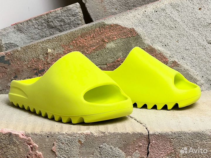 Adidas Yeezy Slide Glow Green