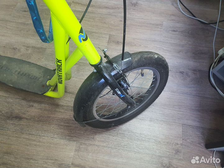 Самокат с большими колесами