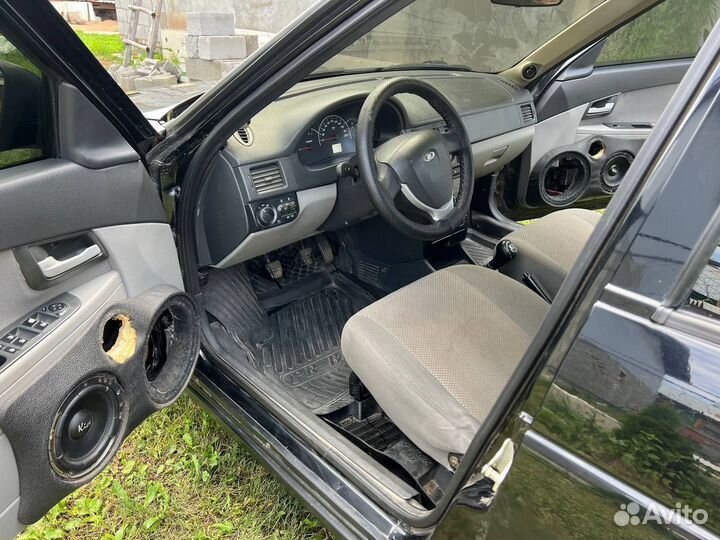 LADA Priora 1.6 МТ, 2012, 180 000 км