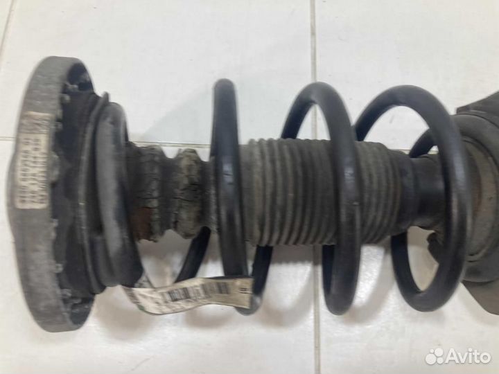 Амортизатор передний левый BMW X3 F25 (2010—2014)