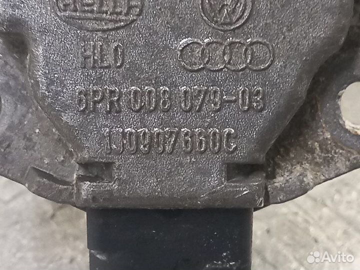 Датчик уровня масла Skoda Rapid