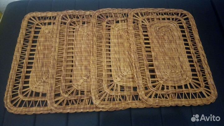 Набор сервировочных салфеток с подставкой