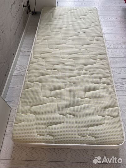 Матрас фирмы Аскона с наматрасником