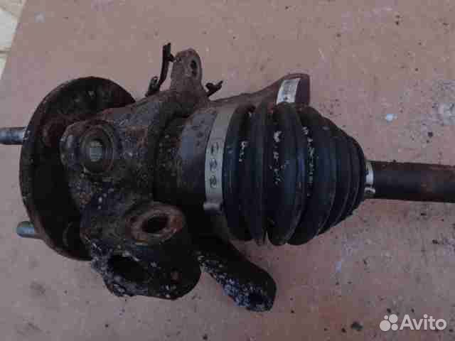 Кулак поворотный правый Mitsubishi Outlander XL