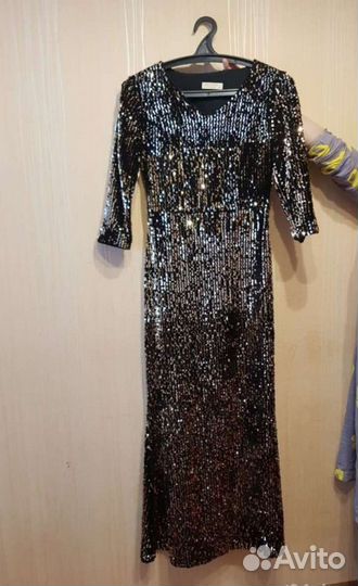 Вечернее платье