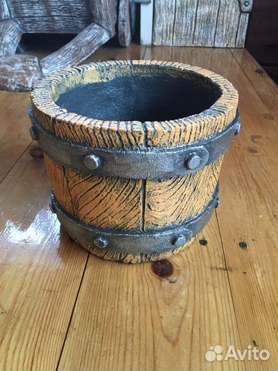 Кашпо под цветы для дачи и дома