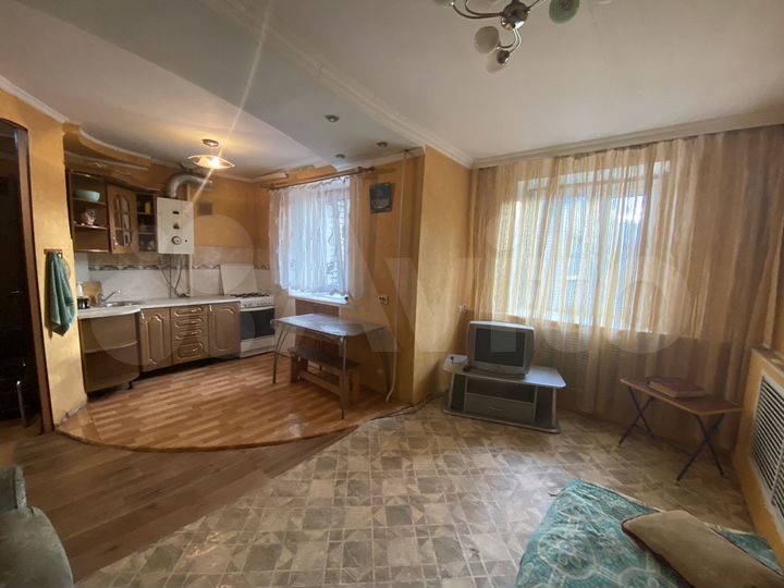 3-к. квартира, 60 м², 3/5 эт.