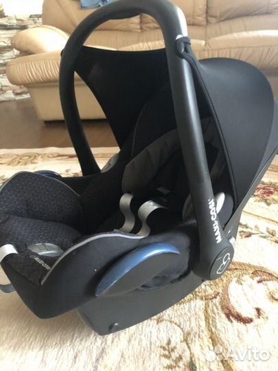 Детская автомобильная люлька Maxi-cosi